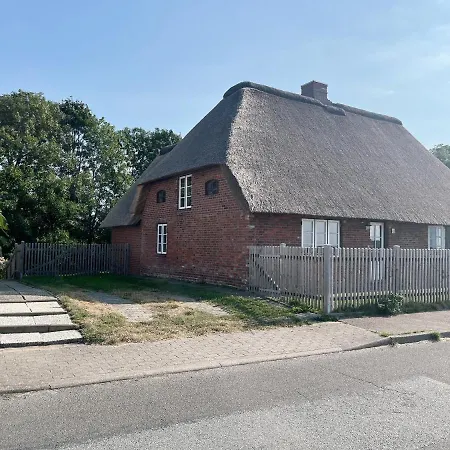 Reetdachhaus Auf Dem Osterdeich Semesterbostad
